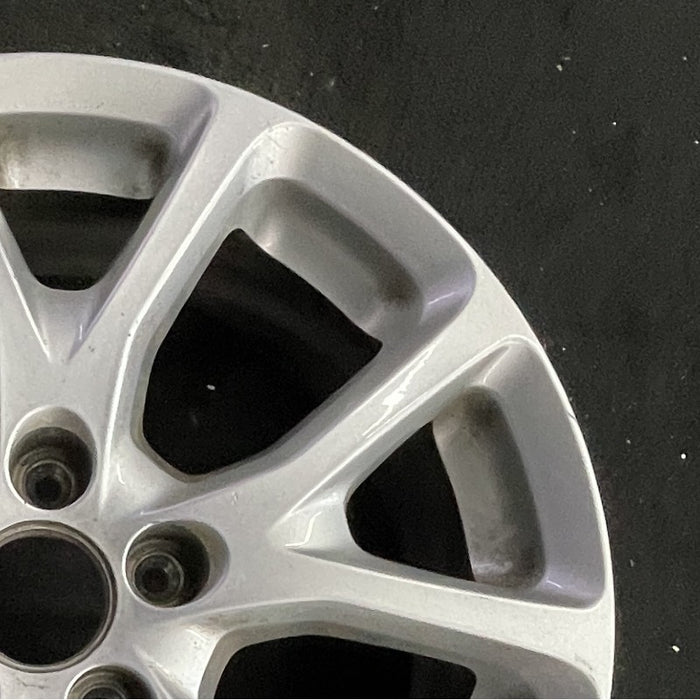 17" CHEROKEE 14-17 17x7, aluminum Original OEM Wheel Rim - Close-Up Detail
