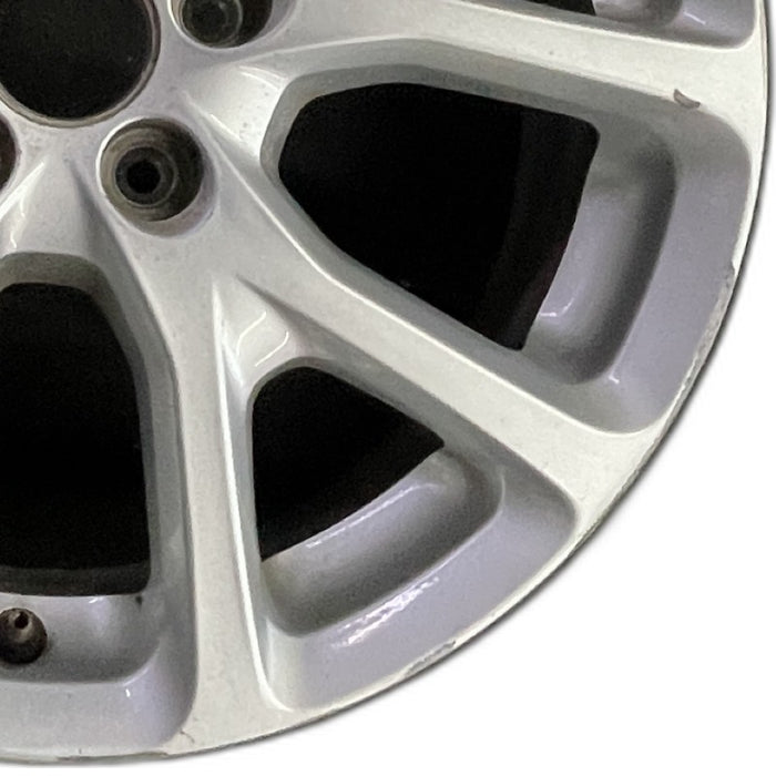 17" CHEROKEE 14-17 17x7, aluminum Original OEM Wheel Rim - Close-Up Detail