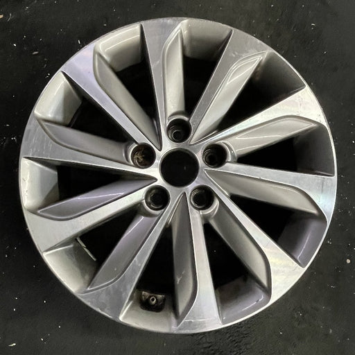 17" SONATA 15 17x7 exposed lug nuts Original OEM Wheel Rim - Front View