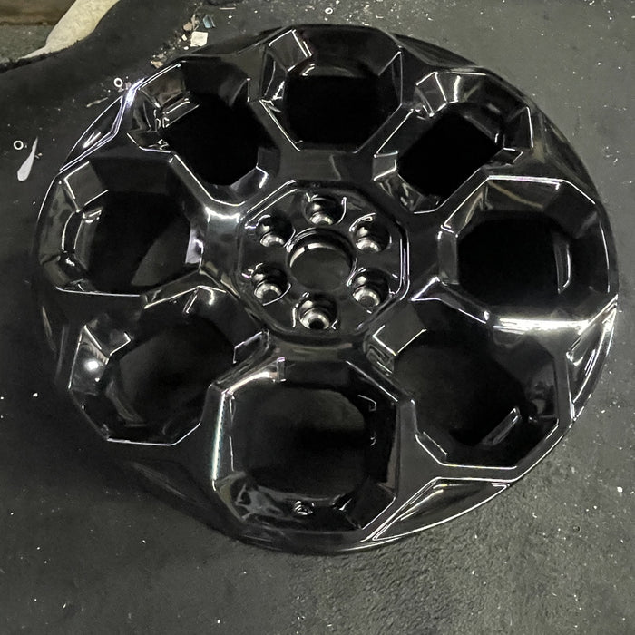 24" SUBURBAN 1500 25 24x9.5, 8 holes, black Original OEM Wheel Rim - Side Profile