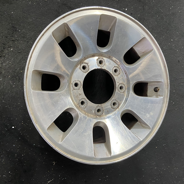18" FORD F250SD PICKUP 08 18x8 , 8 slots, , rounded off slots Original OEM - Close-Up Detail