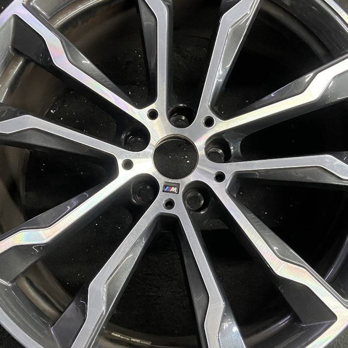 20" BMW X3 18-20 20x9.5 alloy rear 5 spoke Y spoke design Original OEM Wheel Rim - Angle View