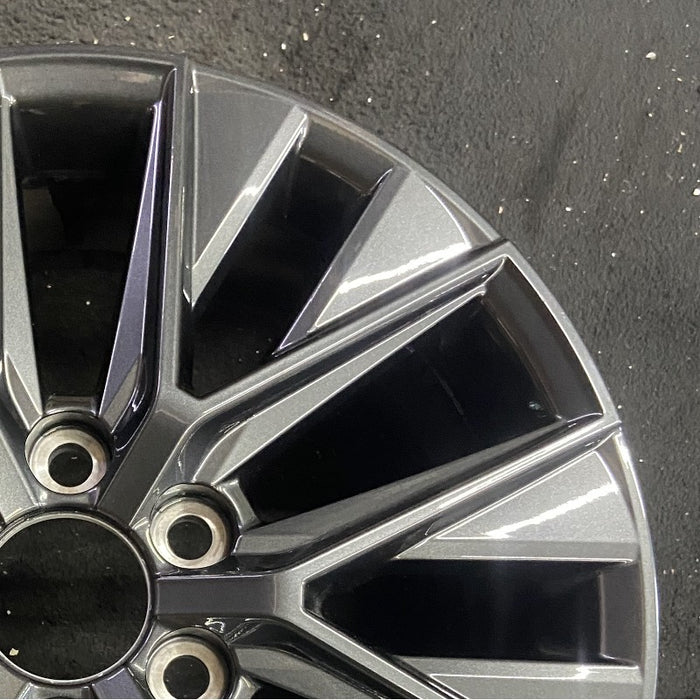20" GX550 24 20x7.5 alloy dark gray Original OEM Wheel Rim - Close-Up Detail
