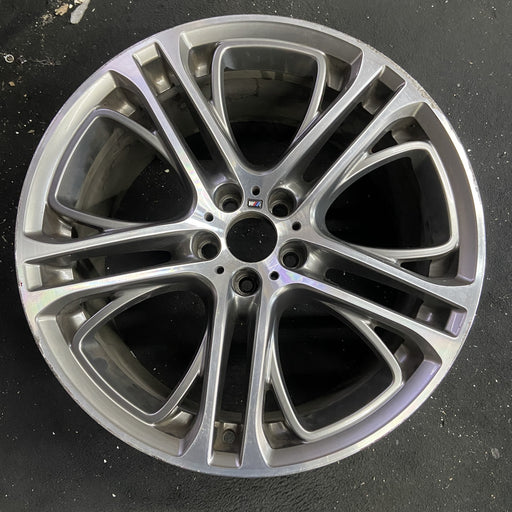21" BMW X5 11-17 21x10 , 20-alternating spoke Original OEM Wheel Rim - Angle View