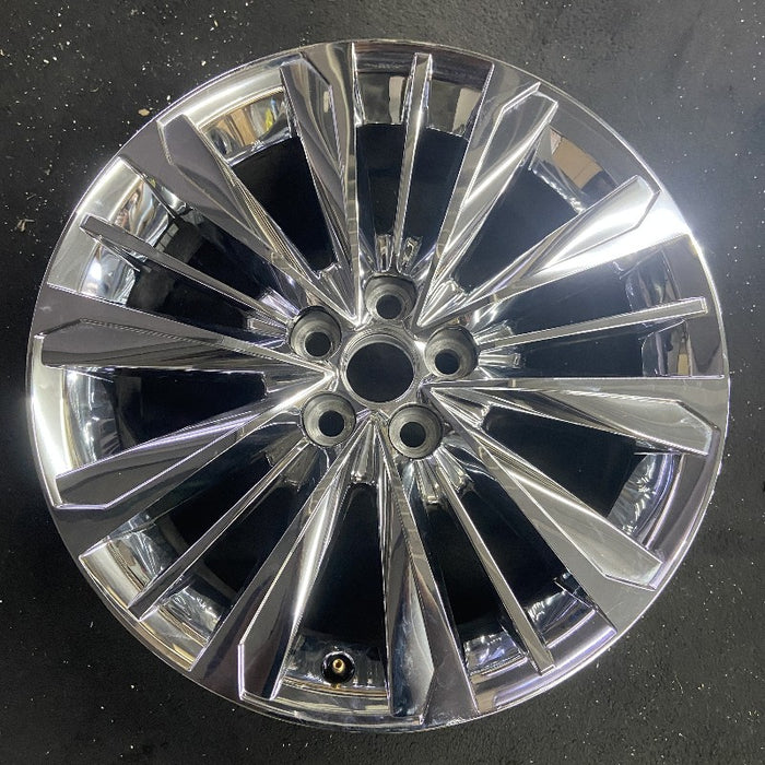 20" GRAND HIGHLANDER 24 20x8 alloy 5 triple spoke chrome Original OEM Wheel Rim - Front View