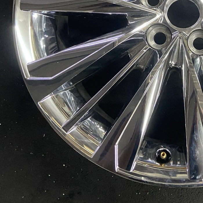 20" GRAND HIGHLANDER 24 20x8 alloy 5 triple spoke chrome Original OEM Wheel Rim - Additional View