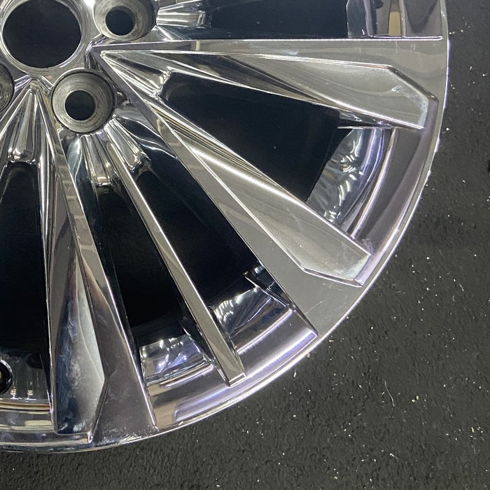 20" GRAND HIGHLANDER 24 20x8 alloy 5 triple spoke chrome Original OEM Wheel Rim - Back View