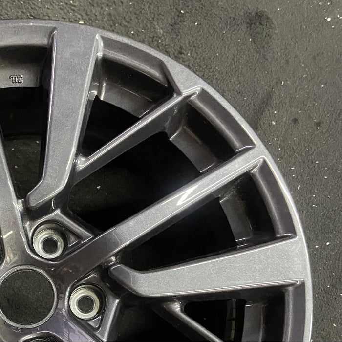 18" WRX 22 18x8.5 alloy dark gray Original OEM Wheel Rim - Close-Up Detail