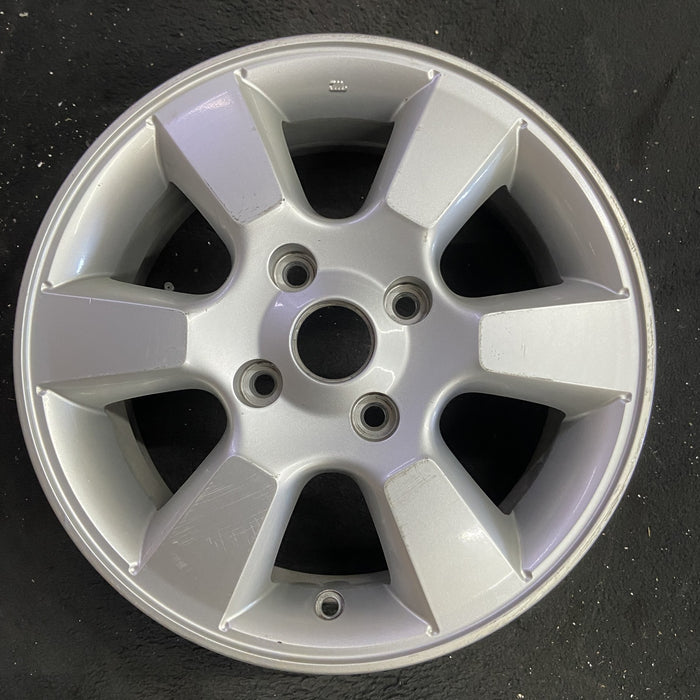 15" VERSA 07-11 15x5.5, alloy Original OEM Wheel Rim - Angle View