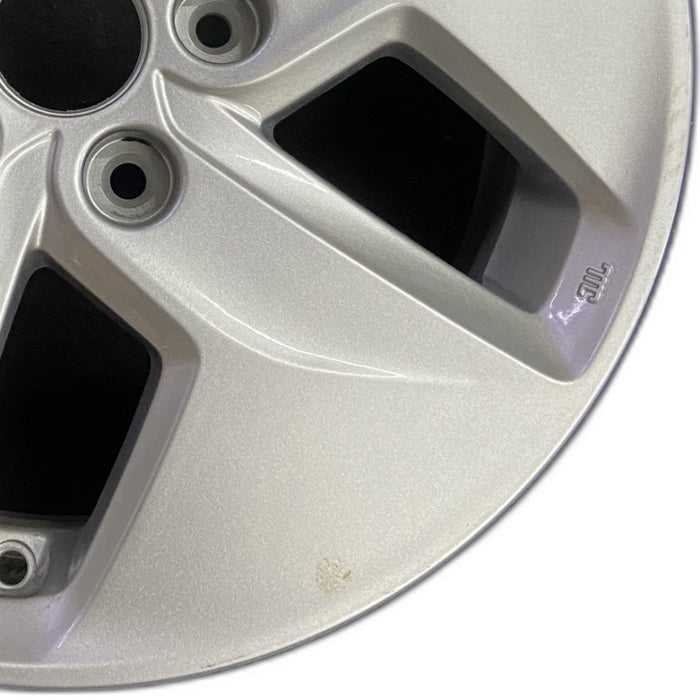 16" SONATA 11-12 16x6.5 alloy 5 spoke Hybrid Original OEM Wheel Rim - Close-Up Detail