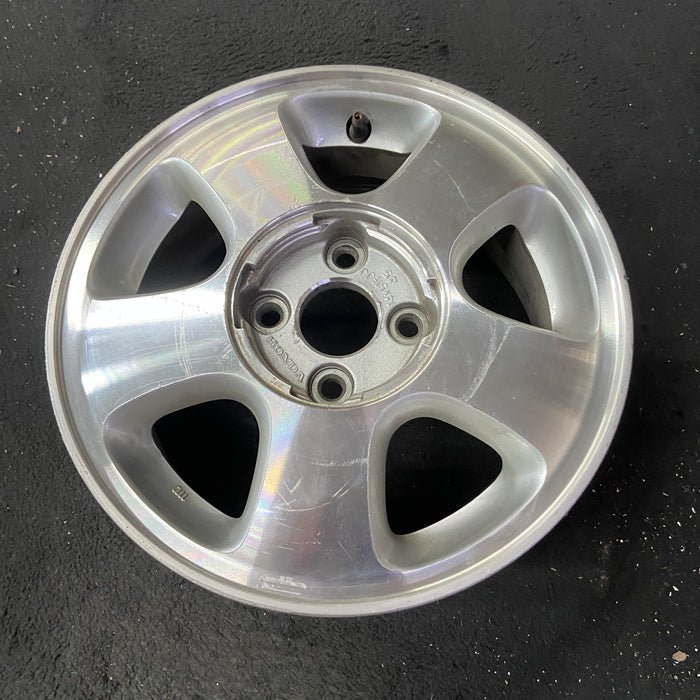 14" DEL SOL 93-94 14x5.5 , 5 spoke Original OEM Wheel Rim - Close-Up Detail