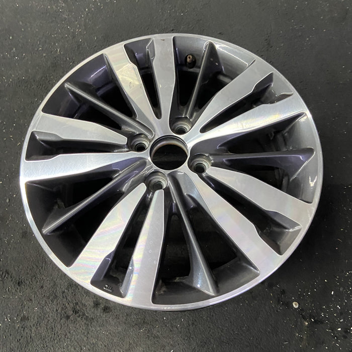 16" FIT 15-17 16x6 , 15 spoke Original OEM Wheel Rim - Close-Up Detail