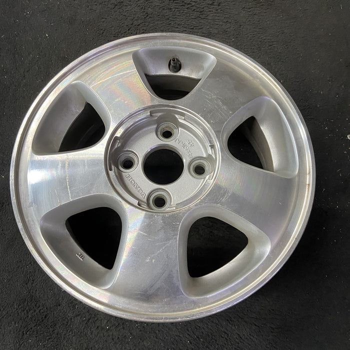 14" DEL SOL 93-94 14x5.5 , 5 spoke Original OEM Wheel Rim - Close-Up Detail