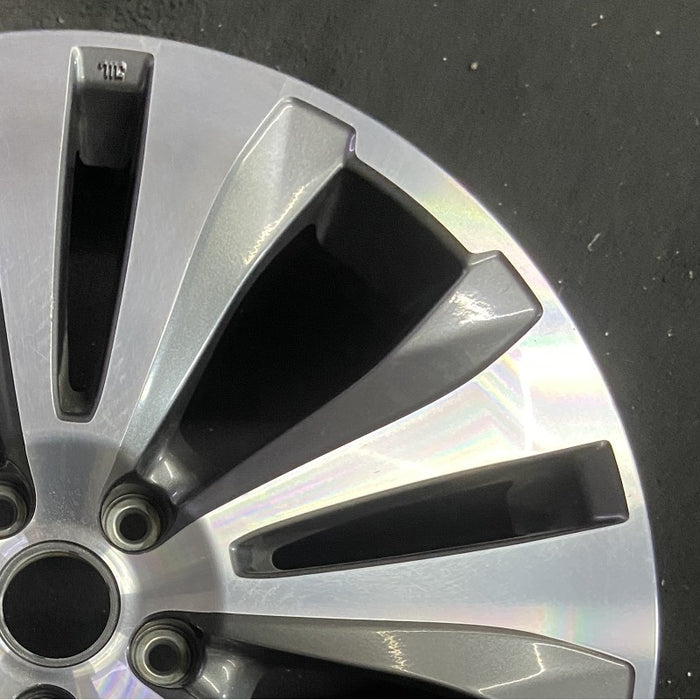 20" ASCENT 19 20x7.5 alloy Original OEM Wheel Rim - Close-Up Detail