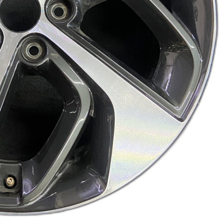 19" TUCSON 16 19x7.5 alloy Original OEM Wheel Rim - Close-Up Detail