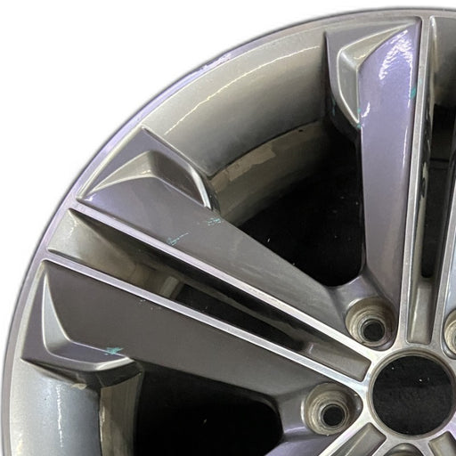 19" SANTA FE 13-16 19x7.5 alloy 10 spoke 3.3L LWB Original OEM Wheel Rim - Angle View