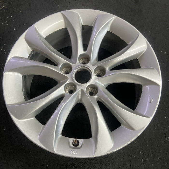 17" GENESIS 12-14 Sdn 17x7 5 double spoke Original OEM Wheel Rim - View 7