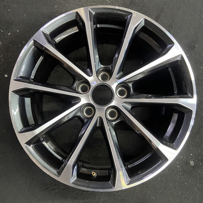 18" XT4 24-25 18x8, , V spoke Original OEM Wheel Rim - Angle View
