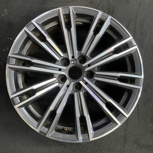 18" BMW 330i 19 Sedan, 18x7.5, 10 double spoke, w/o flared spoke Original OEM - Angle View