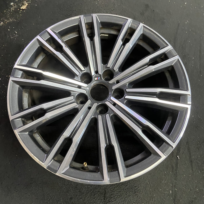 18" BMW 330i 19 Sedan, 18x7.5, 10 double spoke, w/o flared spoke Original OEM - Side Profile