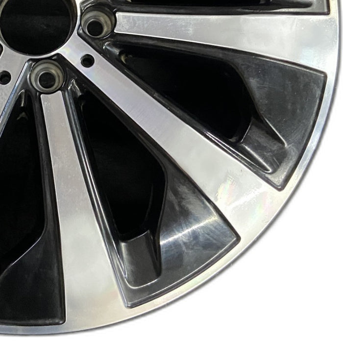 19" MERCEDES GLA-CLASS 21-23 247 Type, GLA250, 19x7.5, 10 angled spokes - Close-Up Detail
