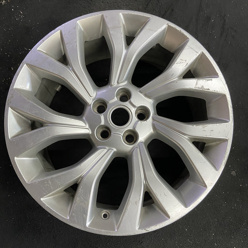 21" RANGE ROVER 18 21x9.5 , 7 Y spoke , silver Original OEM Wheel Rim - Angle View