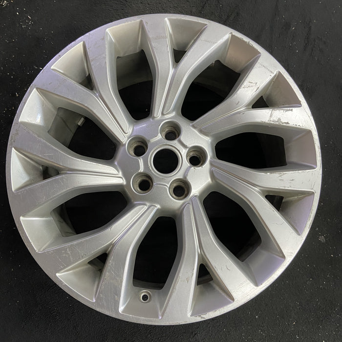 21" RANGE ROVER 18 21x9.5 , 7 Y spoke , silver Original OEM Wheel Rim - Angle View