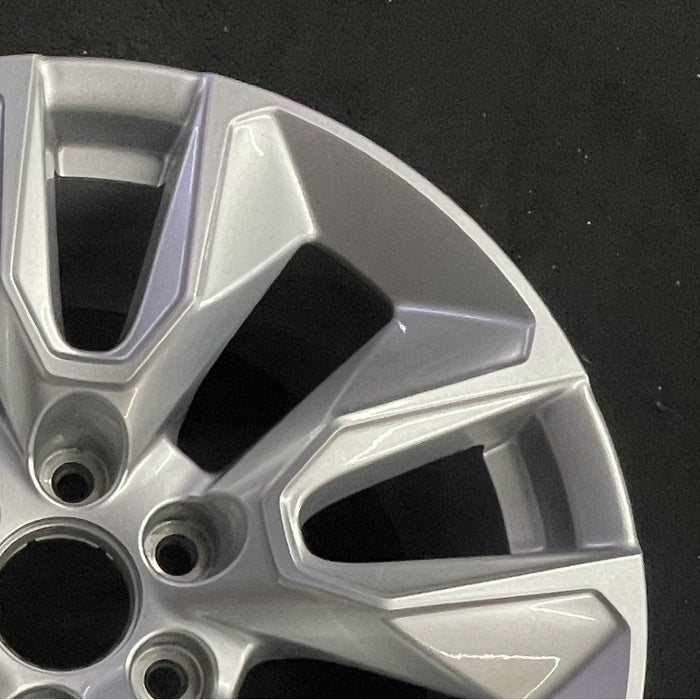 20" SIERRA 1500 PICKUP 19 20x9 10 spoke opt NZP Original OEM Wheel Rim - Close-Up Detail