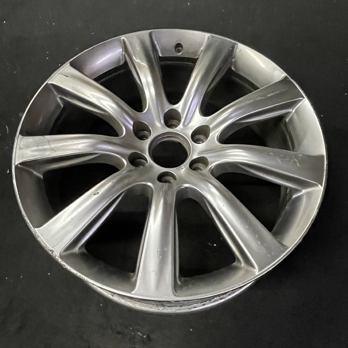 22" INFINITI QX56 11-13 22x8 Original OEM Wheel Rim - Close-Up Detail