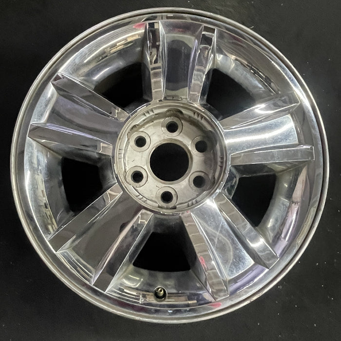 20" AVALANCHE 1500 09-10 20x8.5, 5 spoke, covered lug nuts, grooved spoke - Angle View