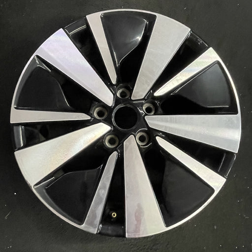 17" ALTIMA 19-22 17x7.5 , 10 spoke Original OEM Wheel Rim - Angle View