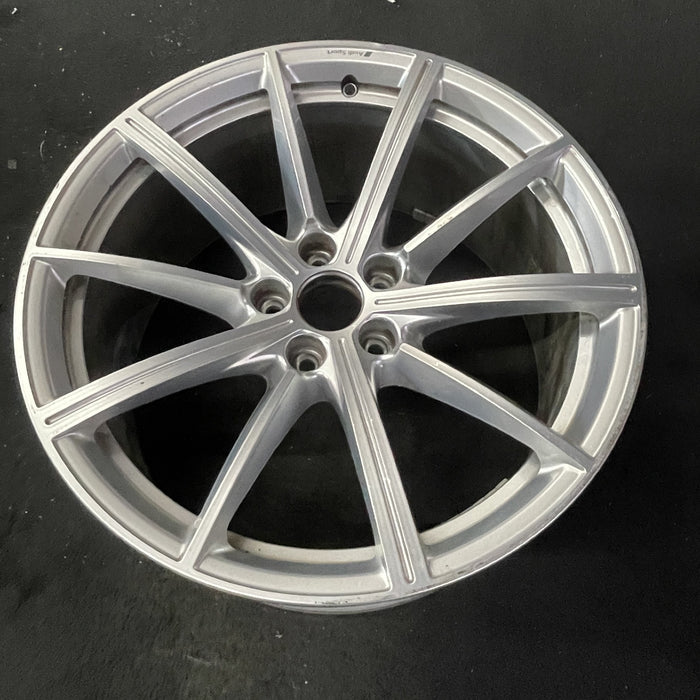 19" AUDI RS5 19 19x9 Original OEM Wheel Rim - Close-Up Detail