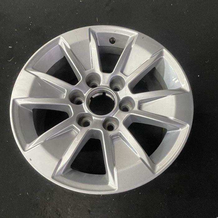 17" SIERRA 1500 PICKUP 19 , 17x8, alloy Original OEM Wheel Rim - Close-Up Detail