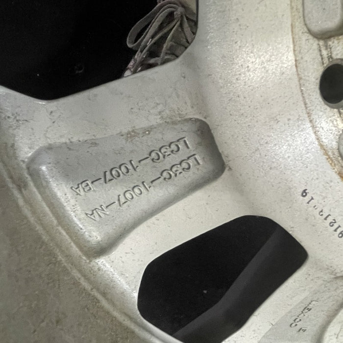 18" FORD F250SD PICKUP 20-22 18x8 aluminum 8 spoke silver Original OEM Wheel Rim