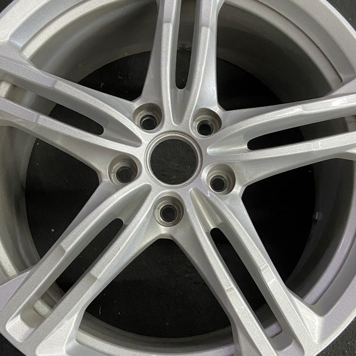 19" CORVETTE 16-17 rear, 19x10, silver Original OEM Wheel Rim - Angle View
