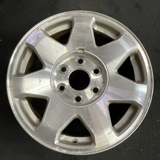 17" ESCALADE 02 17x7.5 Original OEM Wheel Rim - Angle View