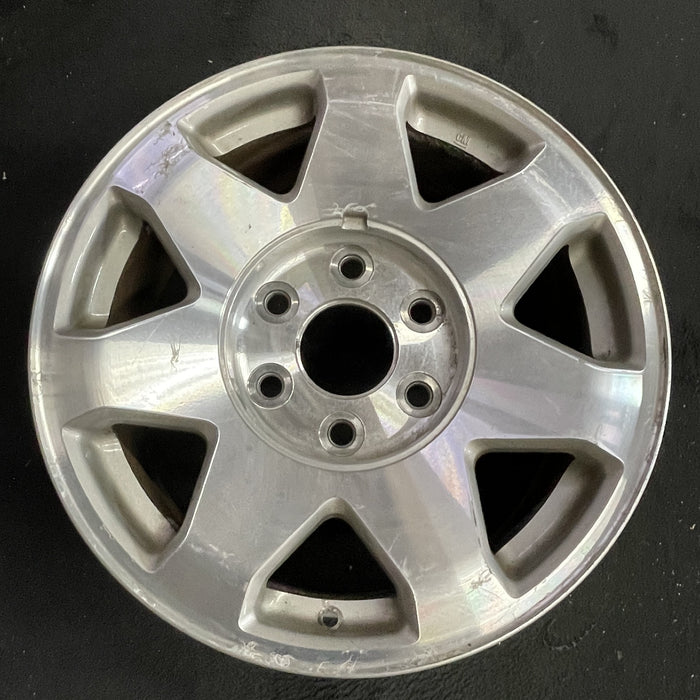 17" ESCALADE 02 17x7.5 Original OEM Wheel Rim - Angle View