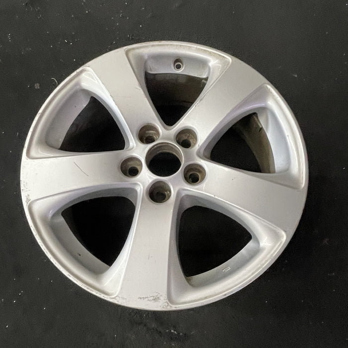 17" SIENNA 11-20 17x7 , 5 spoke Original OEM Wheel Rim - Close-Up Detail