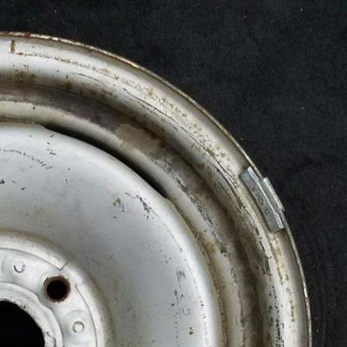 16" CHEVROLET 2500 PICKUP 88 model VINl C Original OEM Wheel Rim - Close-Up Detail
