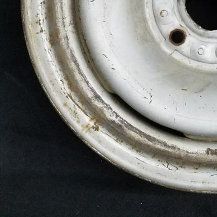 16" CHEVROLET 2500 PICKUP 88 model VINl C Original OEM Wheel Rim - Additional View