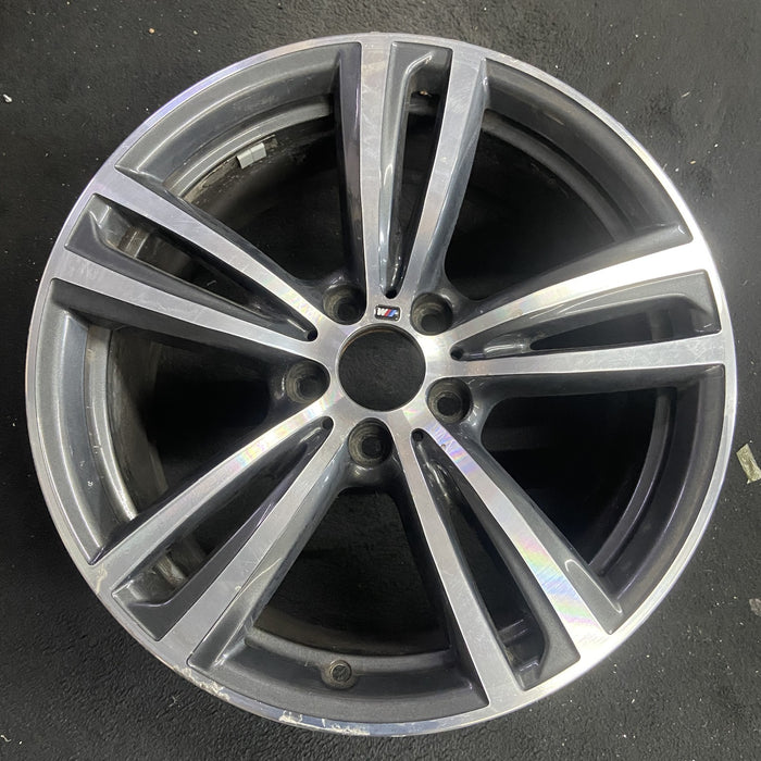 19" BMW 320i 15 19x8.5, 5 double spoke, narrow spoke Original OEM Wheel Rim - Angle View