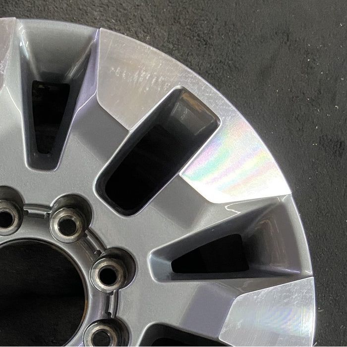 20" SILVERADO 2500 PICKUP 21-23 20x8.5 10 spoke machined gray opt Q86 dark gray - Close-Up Detail