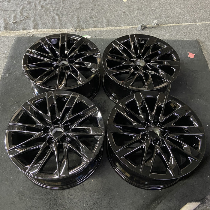 19" LS500 18-21 , 19x8, , open spoke Original OEM Wheel Rim - Close-Up Detail
