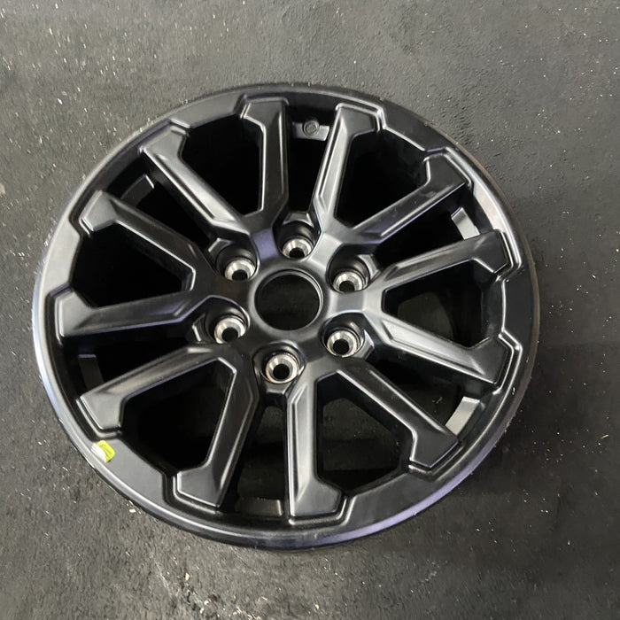 17" FORD F150 RAPTOR 24-25 , 6 spoke, V spoke Original OEM Wheel Rim - Close-Up Detail