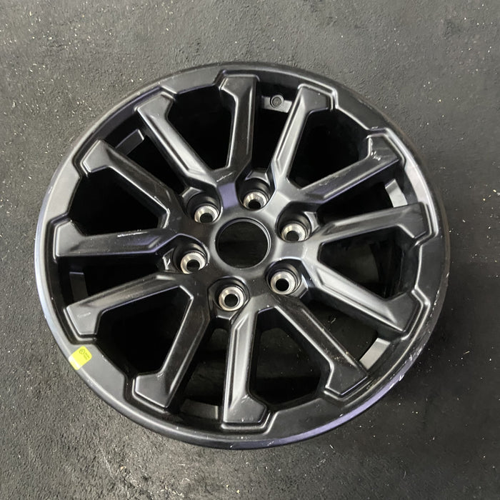 17" FORD F150 RAPTOR 24-25 , 6 spoke, V spoke Original OEM Wheel Rim - Close-Up Detail