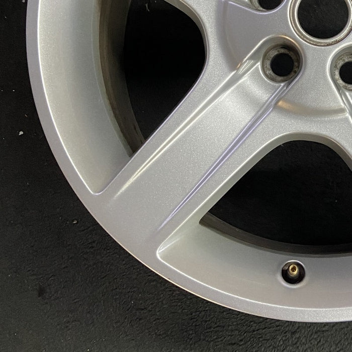 20" DEFENDER 20-24 20x8.5 5 spoke grooved spoke silver Original OEM Wheel Rim - Additional View