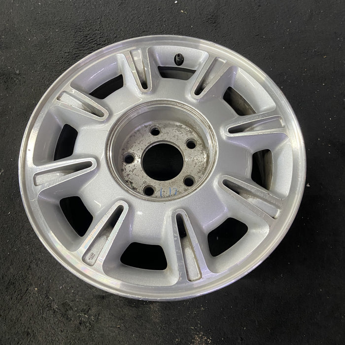 16" ELDORADO 95-96 16x7 , 8 slot Original OEM Wheel Rim - Close-Up Detail