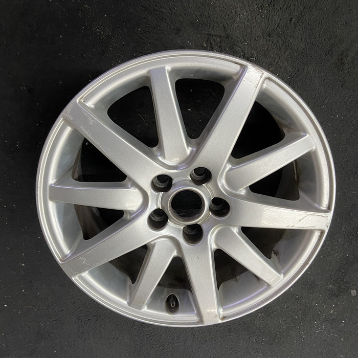 17" S TYPE 00 , 17x7.5, Original OEM Wheel Rim - Close-Up Detail