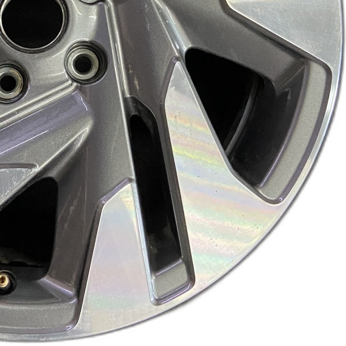 18" LEGACY 23-24 18x7.5 alloy Sedan machined face with pockets Original OEM - Close-Up Detail