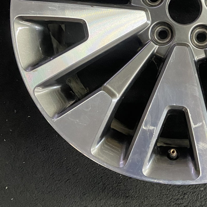 19" ESCAPE 20-22 19x7 , , machined face with gray pockets Original OEM Wheel Rim - Additional View